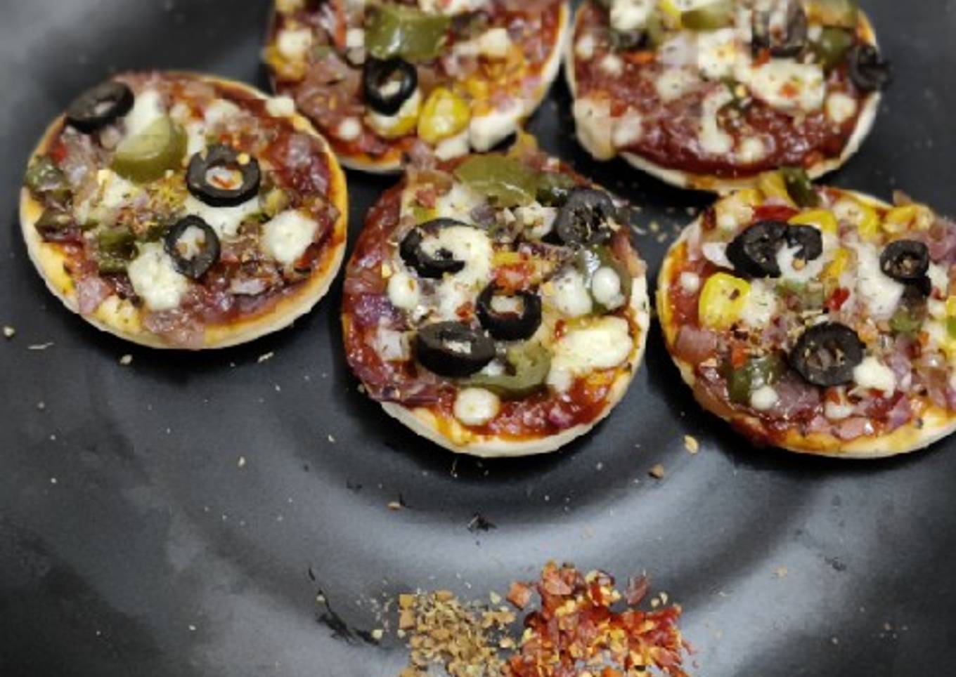Cheesy Pizzetta