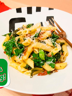 Una foto de Maccheroni alla Kale e Pomodoro Secchi