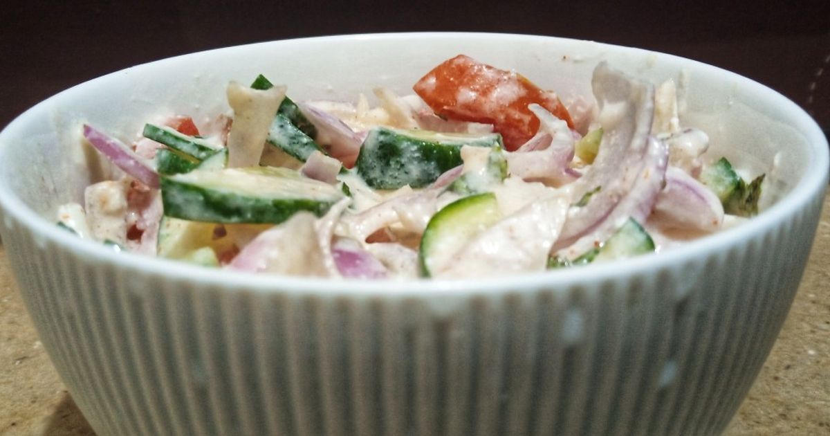 Kachumber Raita Recipe by Somi Ali - Cookpad