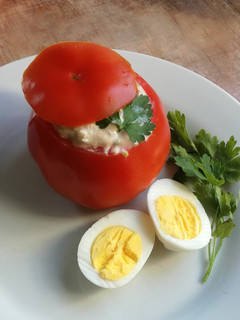 Una foto de Tomate relleno