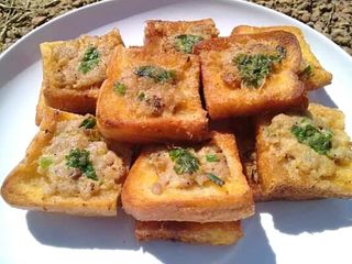ขนมปังหน้าหมู อาหารเด็ก ขวบ+