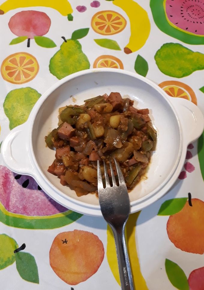 Una foto de Palas de acelgas con lino dorado y salsa de soja