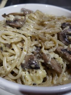 Una foto de Pastas al pesto