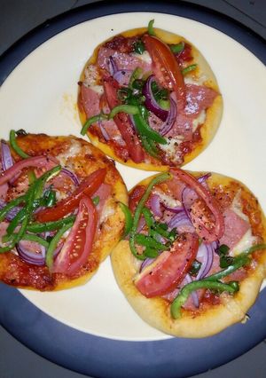 A picture of Pizza.