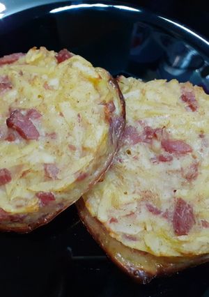 Une photo de 🥔🥓  Gratin Dauphinois  🥓 🥔        revisité en galettes de pommes de terre au bacon