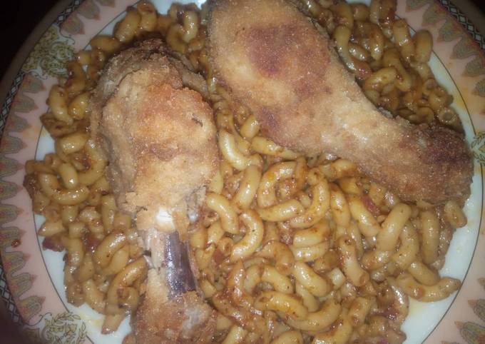 Macroni with chicken drum stick