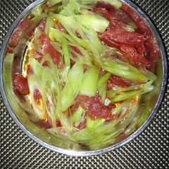 A picture of Chinese Sausage And Leek.