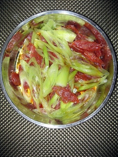 A picture of Chinese Sausage And Leek.