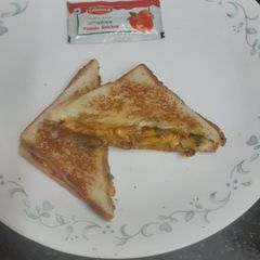 A picture of Indian style tandoori mayo masala sandwich.