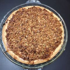 A picture of Apple-Crumble Pie.