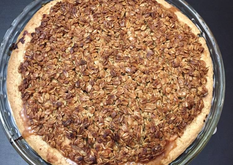 Easiest Way to Make Speedy Apple-Crumble Pie