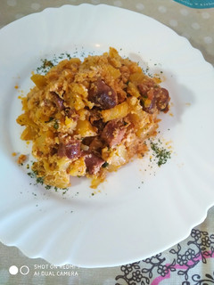 Una foto de Patatas revueltas con huevo y chorizo al estilo pueblo
