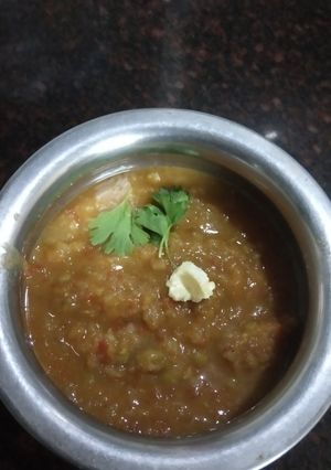 A picture of Bhaji pav.
