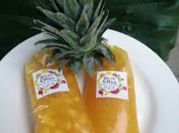 Una foto de helados piña