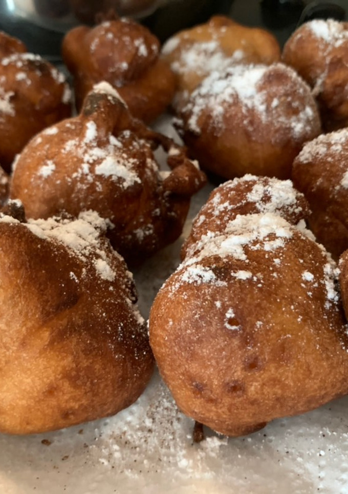 Una foto de Copos de anís,”bollos “