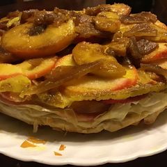A picture of California Farm Tarte Tatin Apple Pie.