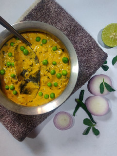 મેથી મટર મલાઈ (Methi Matar Malai Recipe In Gujarati) રેસીપી મુખ્ય ફોટો