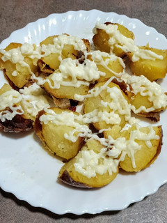 Una foto de Patatas asadas al all-i-oli