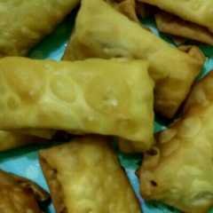 P2 (Pangsit Pisang) রেসিপির প্রধান ছবি