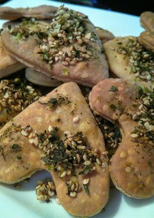Una foto de TOSTAS De Orégano, Tomillo, Sésamo y Aceite de oliva...!