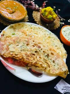 રવા ઢોસા (Rava Dosa Recipe In Gujarati) રેસીપી મુખ્ય ફોટો