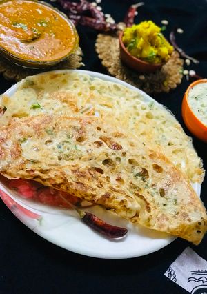 રવા ઢોસા (Rava Dosa Recipe In Gujarati) રેસીપી મુખ્ય ફોટો
