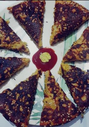 હાંડવો (handvo recipe in gujarati) રેસીપી મુખ્ય ફોટો