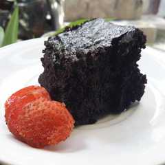รูปของ Cake cokelat ala Depression Cake / Crazy Cake