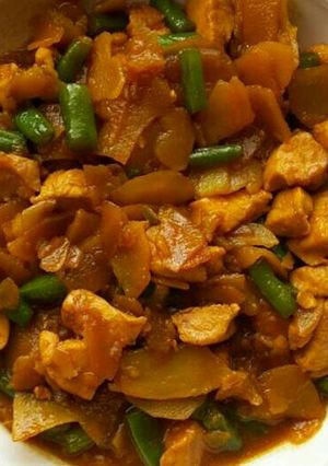 Foto resep Bacian ayam (kentang kecap ayam)