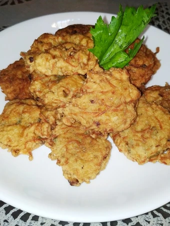 Langkah Mudah untuk Menyiapkan Resep Bakwan ikan teri yang Menggugah Selera Anti Ribet, Mantap Sekali