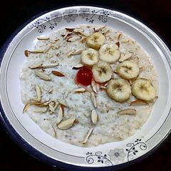 A picture of Healthy oats for breakfast.