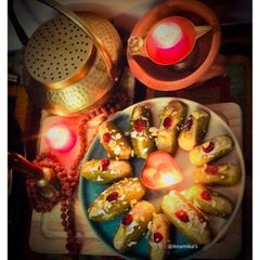 A picture of Kheer-Potol/Parwal or Potol Mishti.