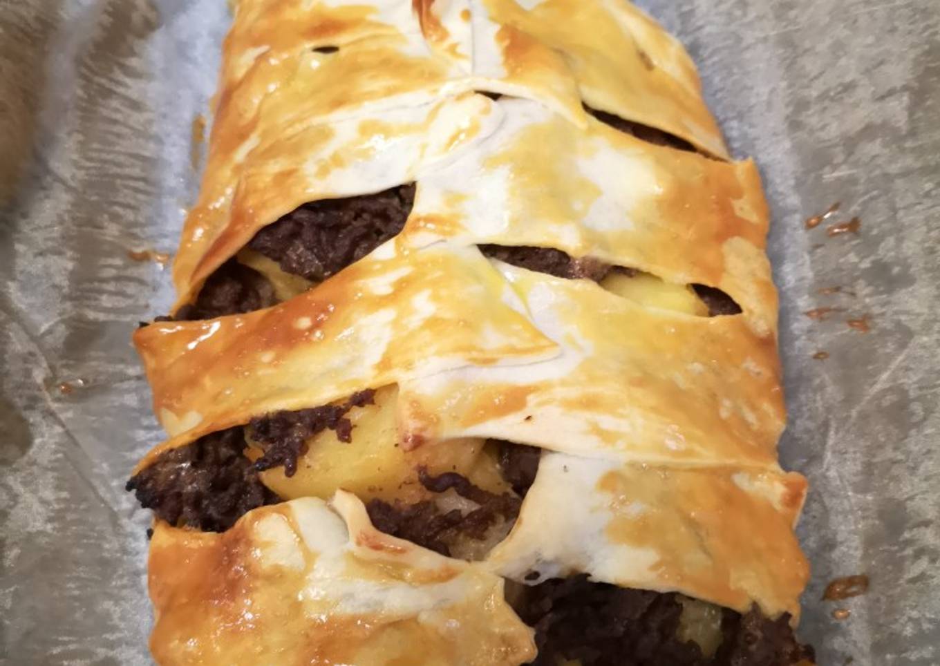 Tresse de pommes de terre et viande haché