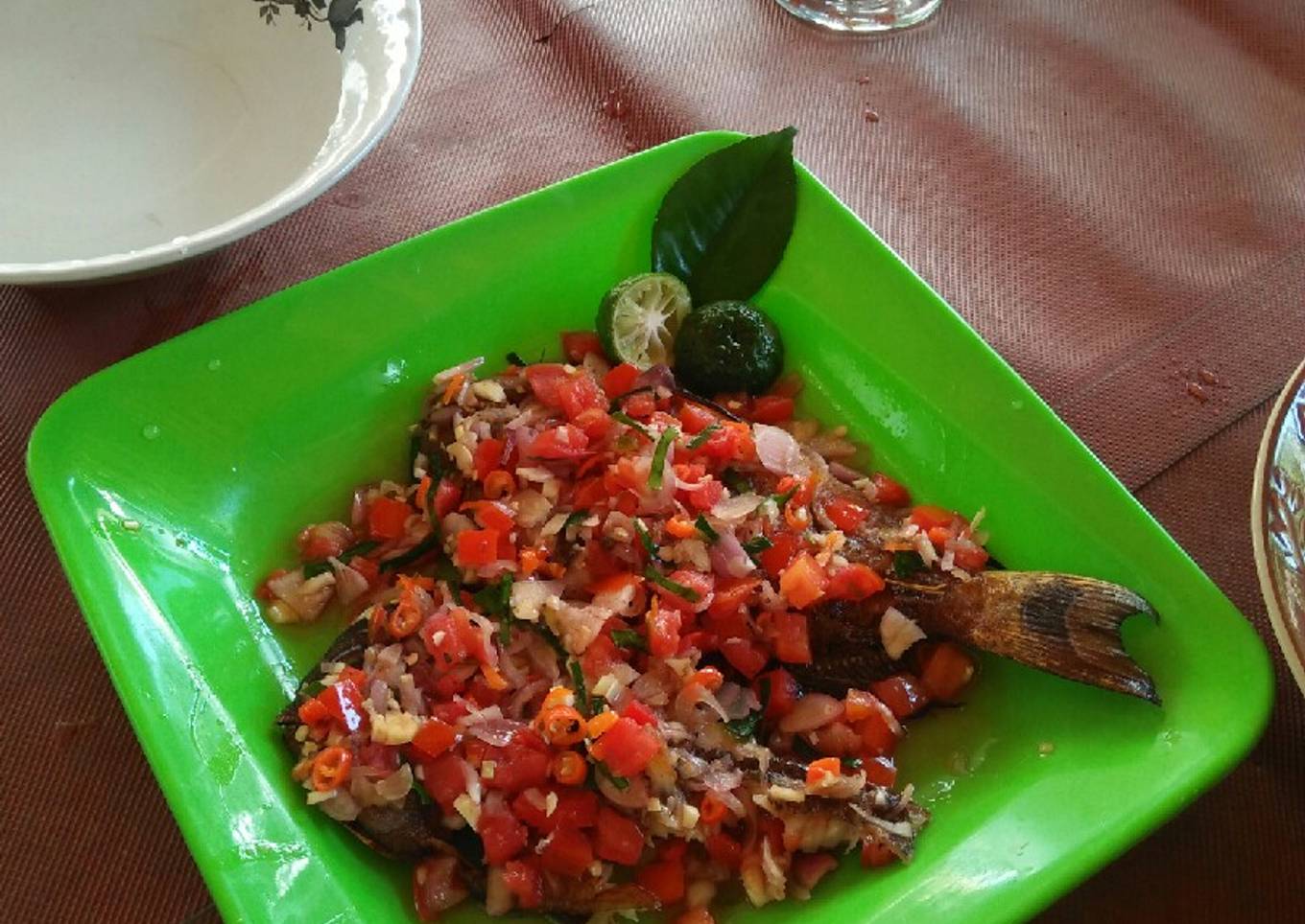 Ikan Geprek Sambal Matah