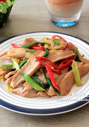 蔥爆豬肉~鮮香下飯好滋味 的食譜成品照片
