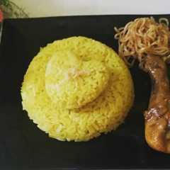 รูปของ Nasi Kuning Simpel