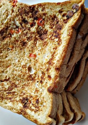 A picture of French toast.