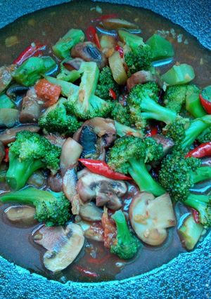Foto resep 1. Tumis Brokoli Jamur