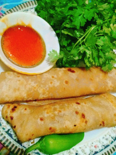 A picture of Beef chutney roll.