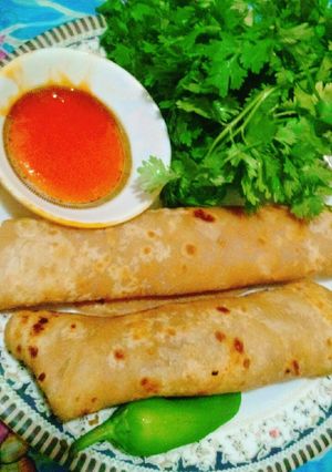 A picture of Beef chutney roll.