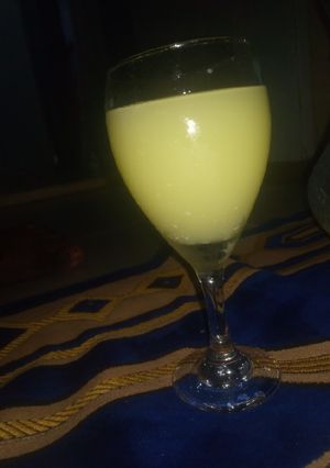 A picture of Pineapple juice.