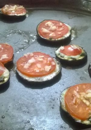 Una foto de Berenjenas caprese ♥