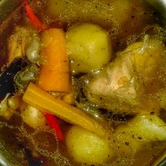A picture of Chicken Carrots Clear Soup.