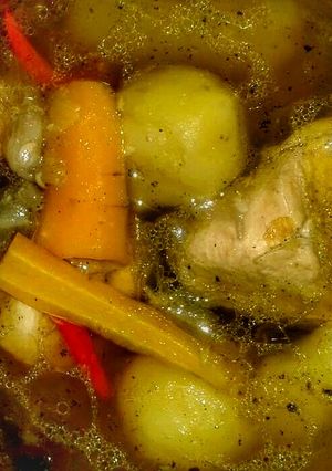 A picture of Chicken Carrots Clear Soup.