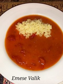 Édes-sós paradicsomleves betűtésztával 😄 recept fotója