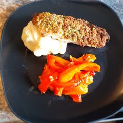 A picture of Salmon pistacchio.