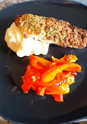A picture of Salmon pistacchio.
