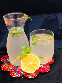 A picture of Mint lemonade.