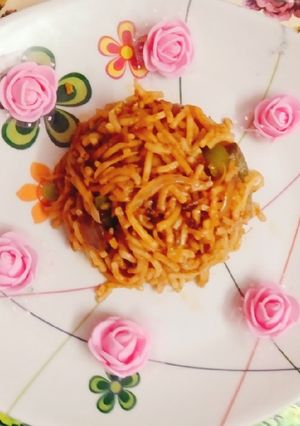 A picture of Veg Hakka noodles.