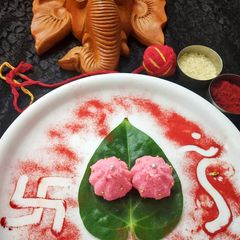 A picture of Rose Coconut Modak.